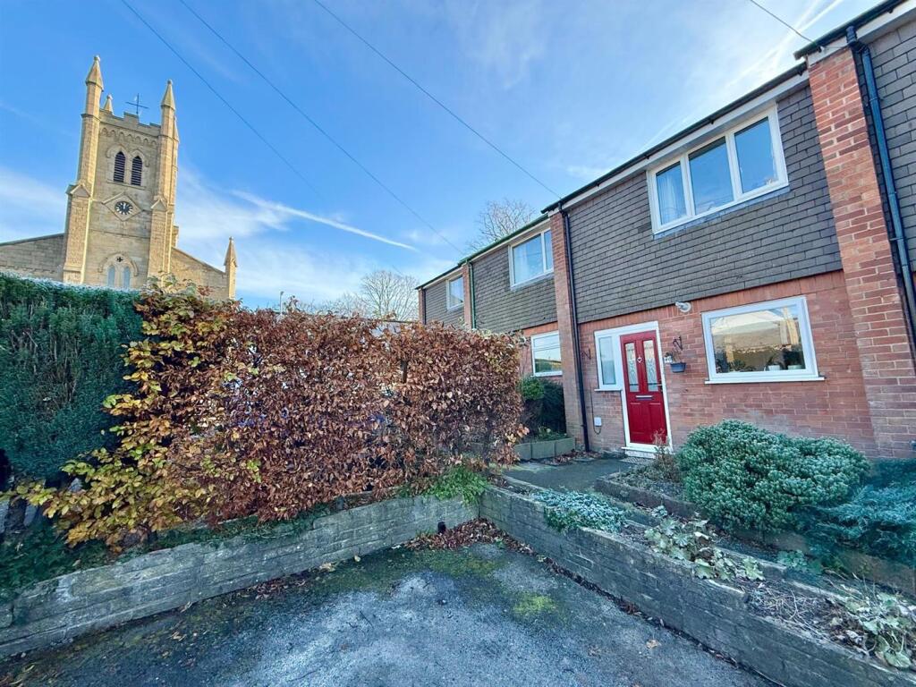 2-bed house on Lansdowne Street, Macclesfield, £240,000