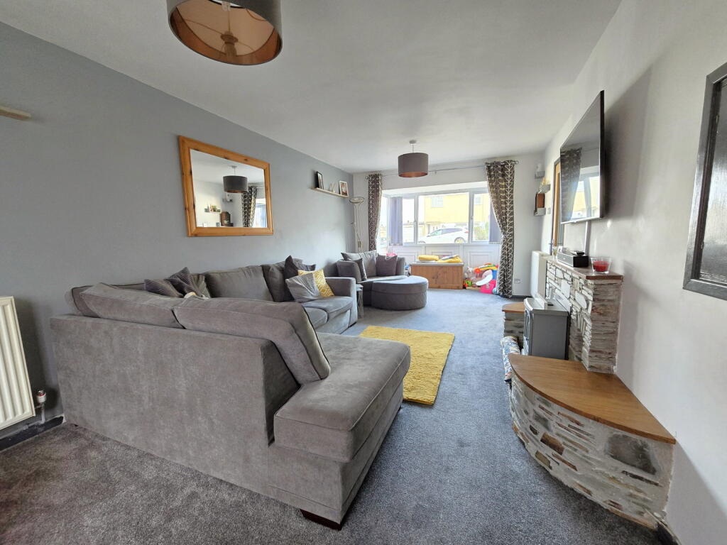 House in Plymouth - View 4