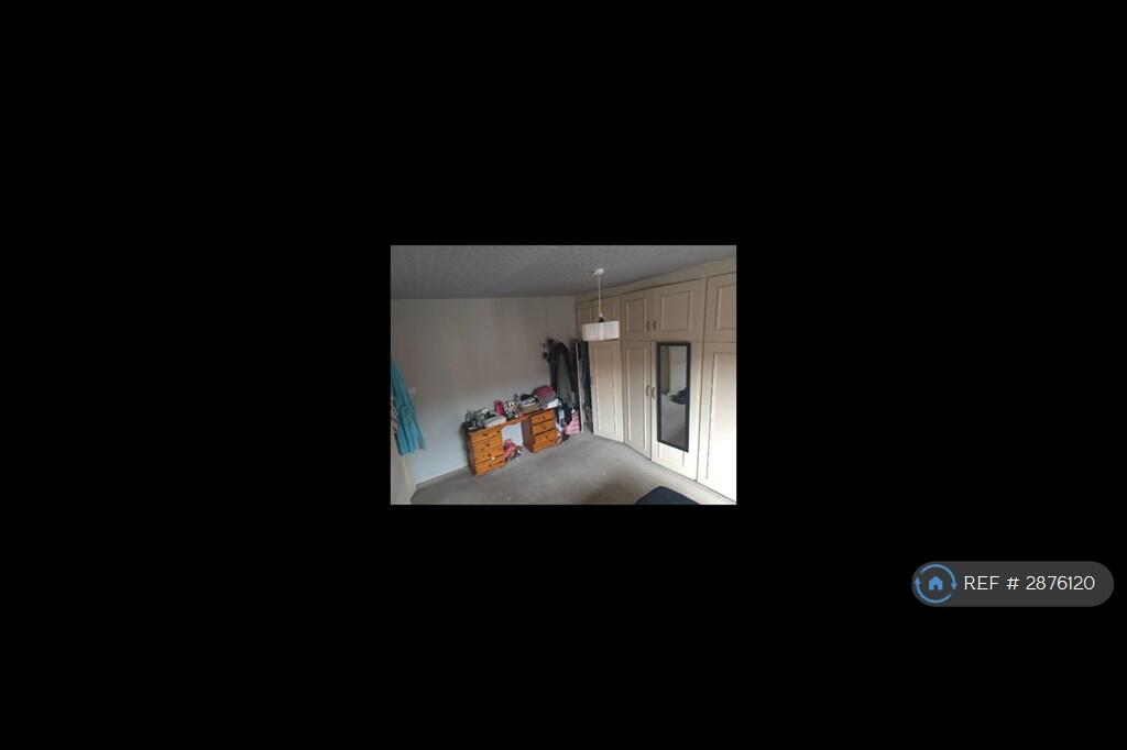 Main image of property: Whiteacre Road, Ashton-Under-Lyne, OL6