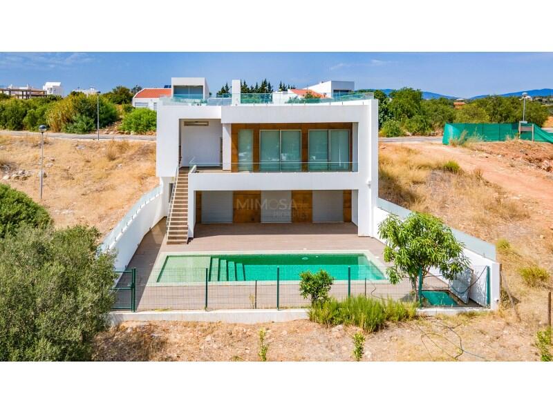 Main image of property: Algarve, Mexilhoeira Grande