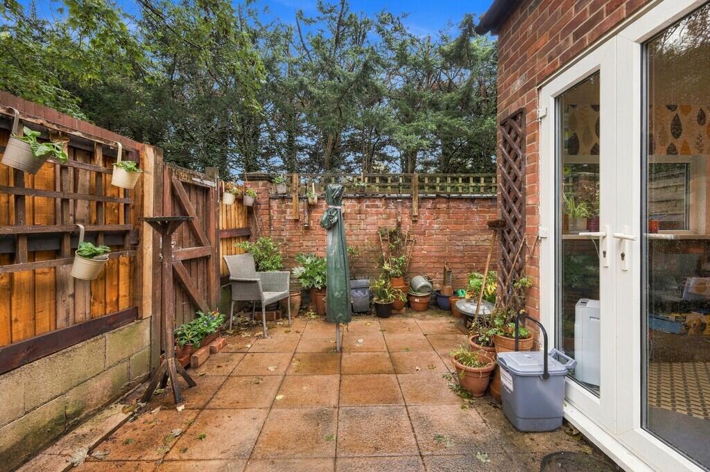 House in West Suffolk, Newmarket - View 4