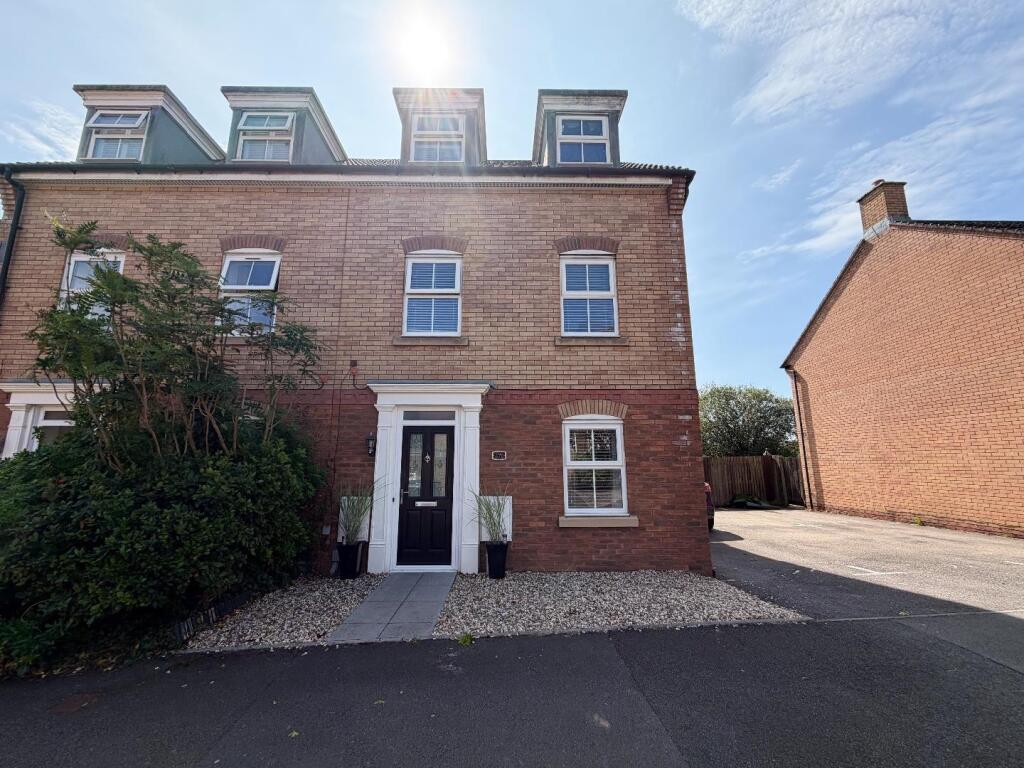 Main image of property: Longacres, Bridgend County Borough, CF31 2DJ