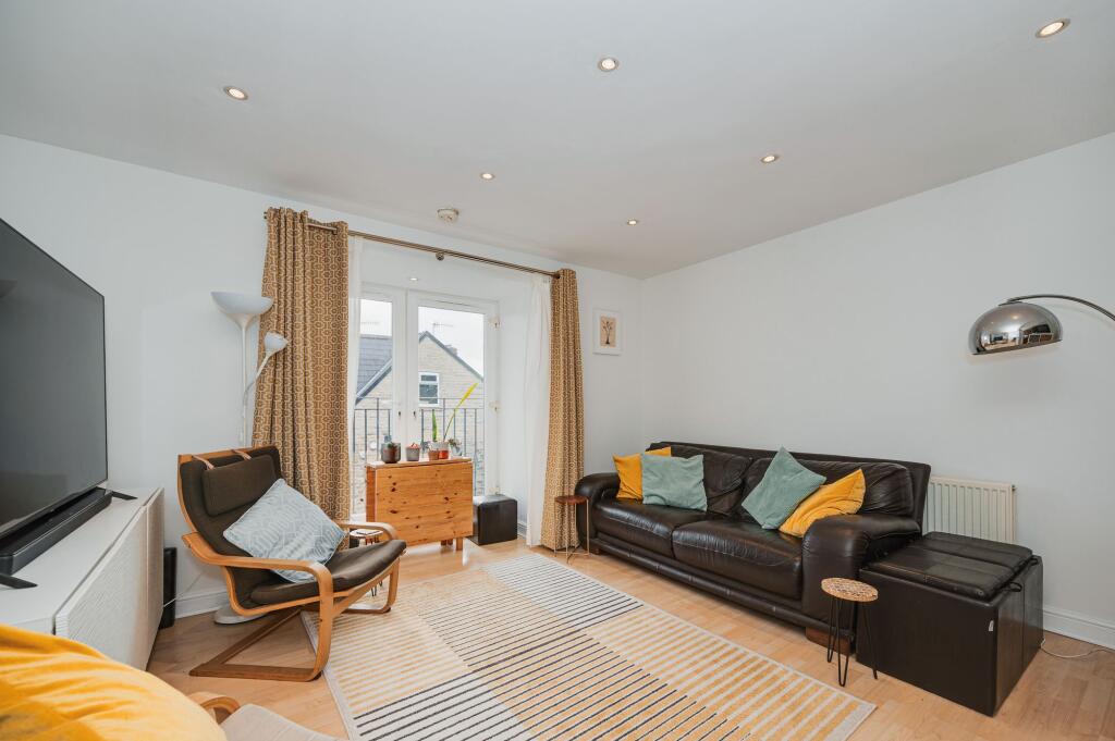 Apartment in Sheffield - More