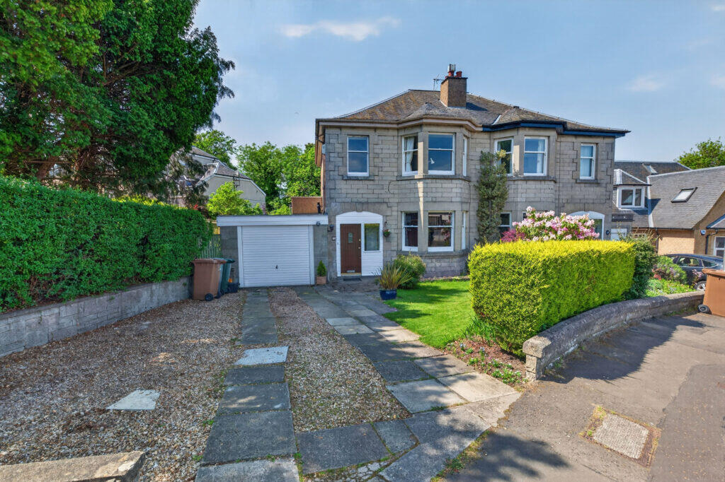 Main image of property: 42 Craiglockhart Dell Road, Edinburgh, EH14 1JP