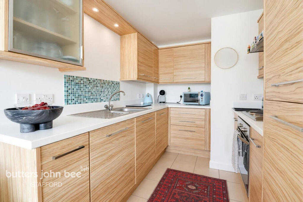 Apartment in Stoke-on-Trent - View 5