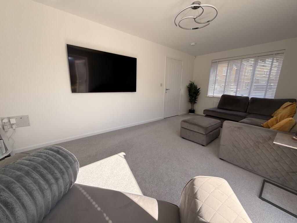House in Durham - View 4