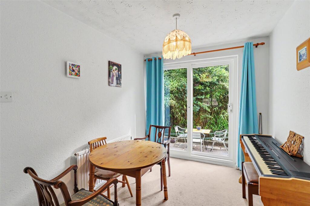 House in Exeter - View 4