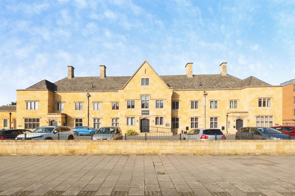 Main image of property: Warwick Road, BANBURY