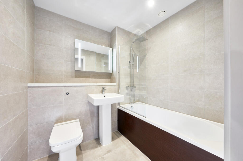 Apartment in Liverpool - View 5
