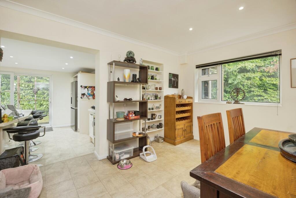 House in Tunbridge Wells, Kent - View 5