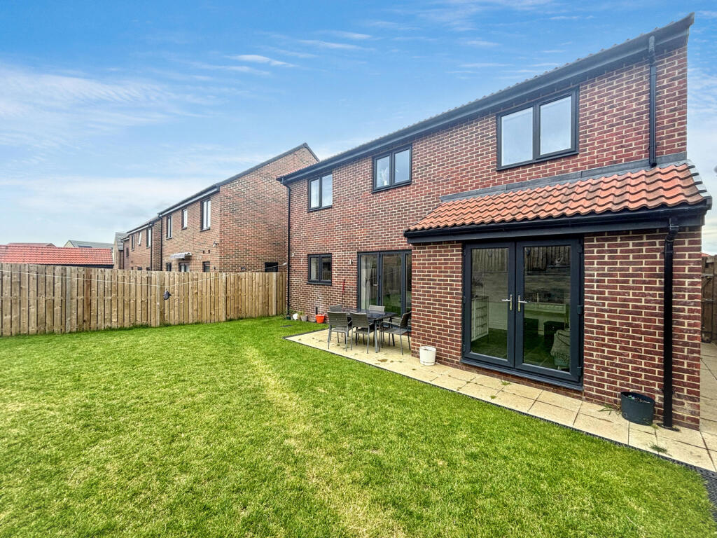 House in Choppington, Willow Farm - View 2