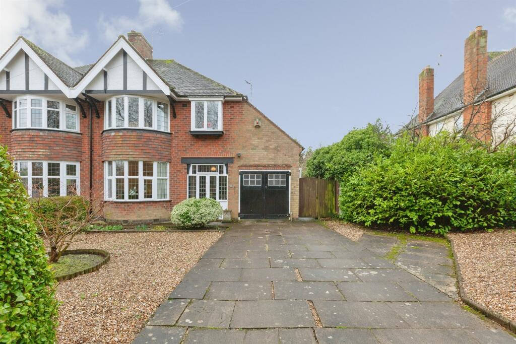 Main image of property: Copt Oak Road, Narborough, Leicester