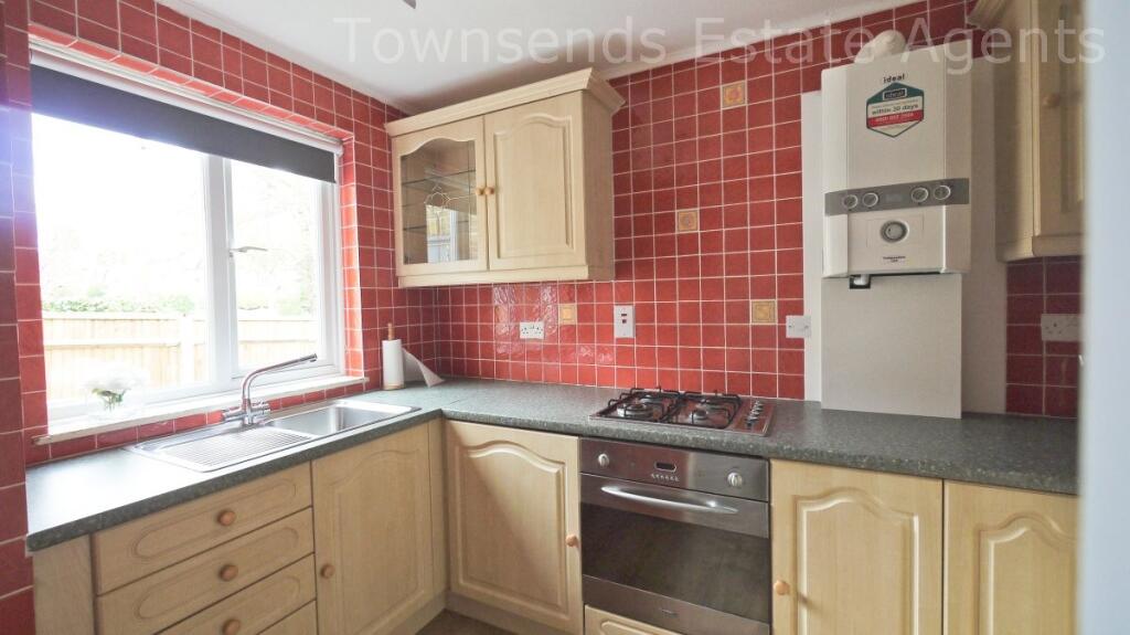 Apartment in Harrow - View 4