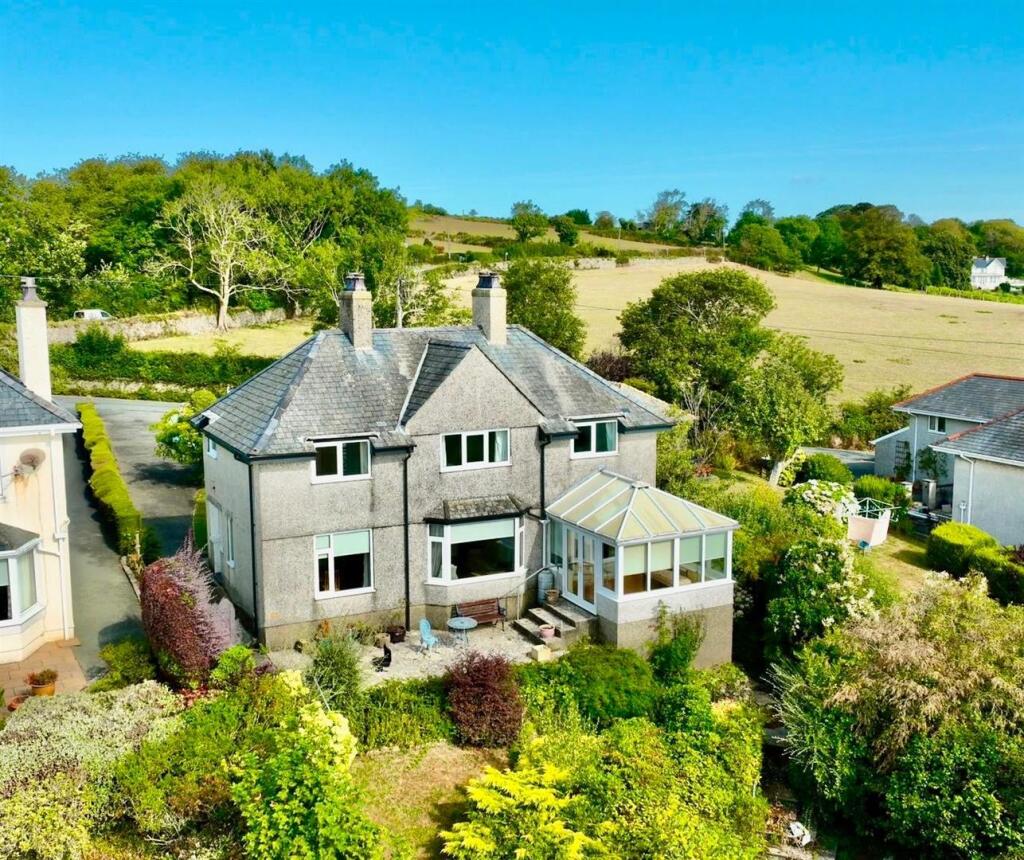 Main image of property: Llwynhudol, Pwllheli