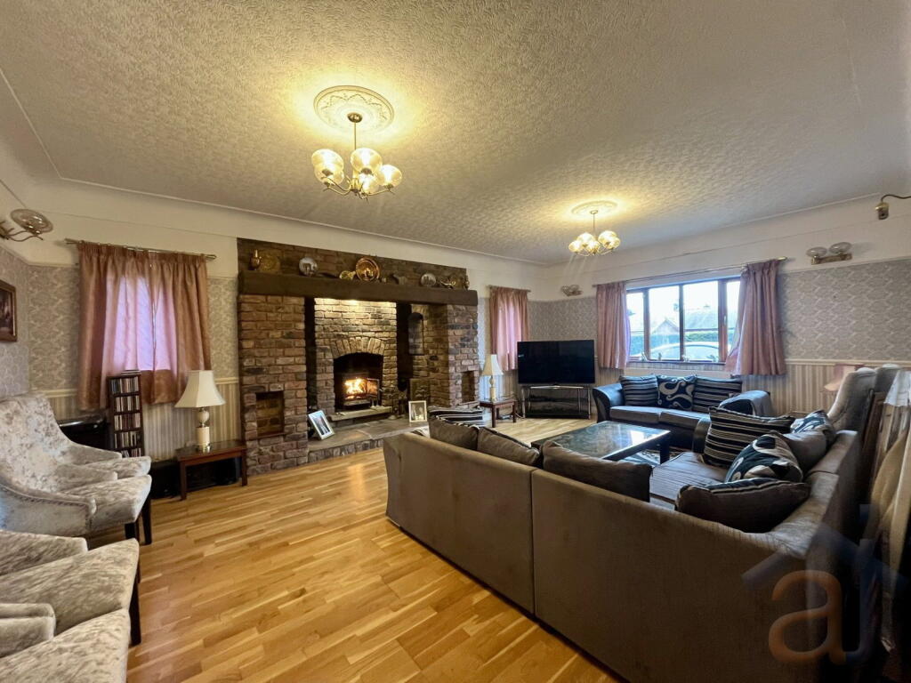 House in Preston - View 5