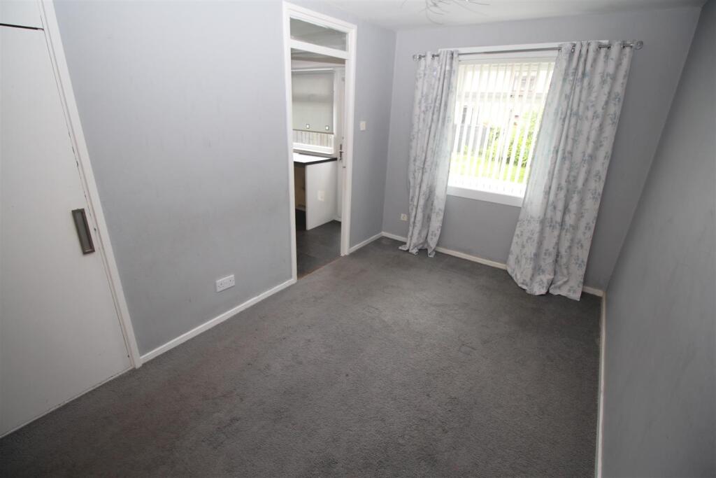 Marloch Avenue, Port Glasgow - More