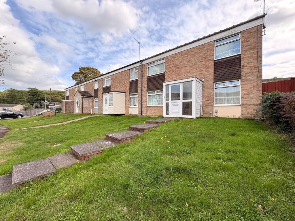 Main image of property: Drake Close, DAVENTRY, Northamptonshire, NN11
