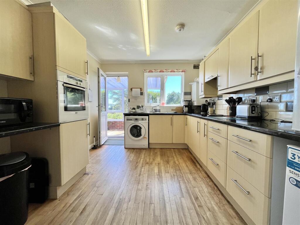 House in Rother, Fairlight - View 5