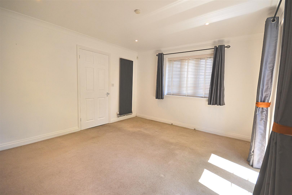 House in Bridport, Allington - More