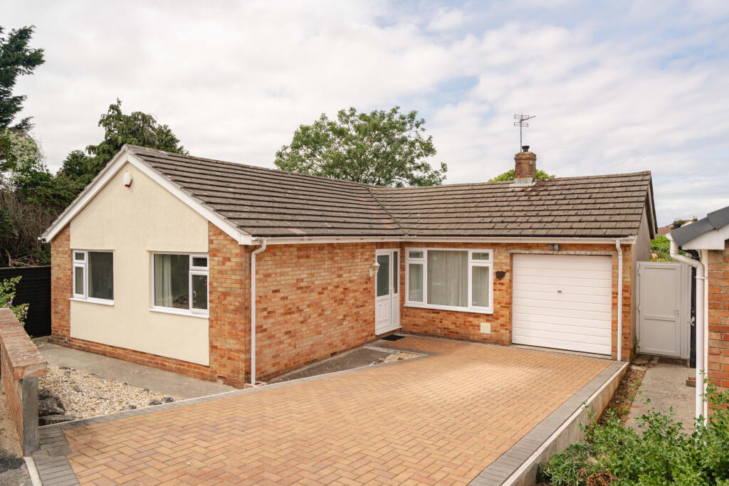 Main image of property: West Links Close, Worlebury , Weston-super-Mare