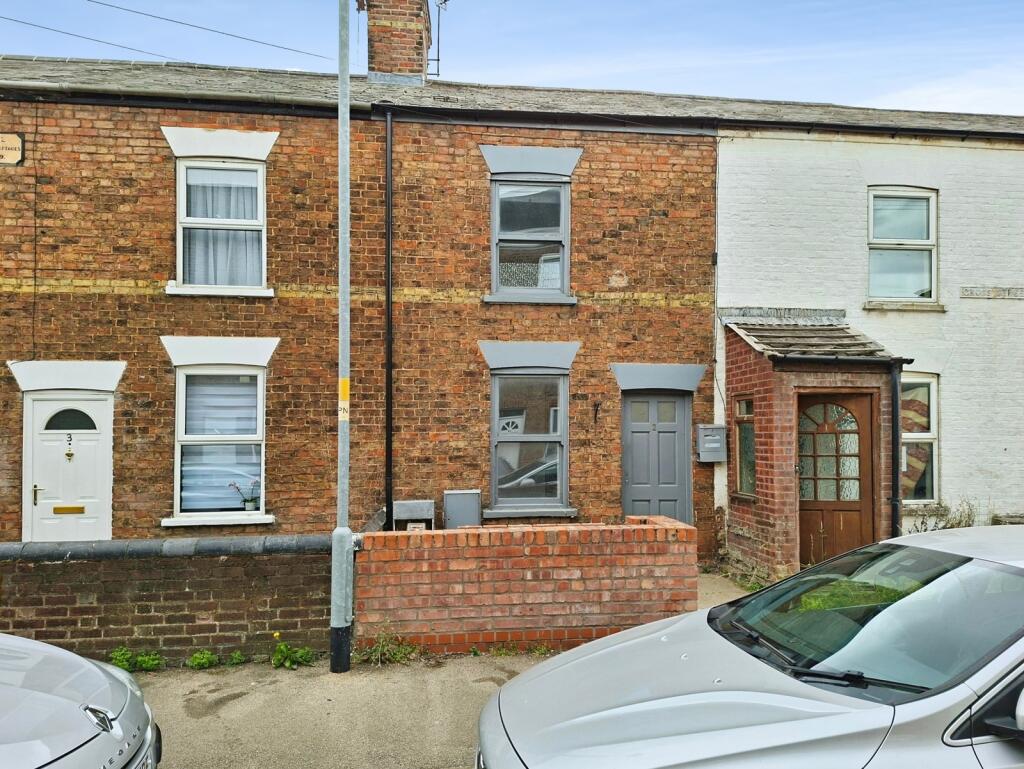 Main image of property: Cross Street, Spalding, Lincolnshire
