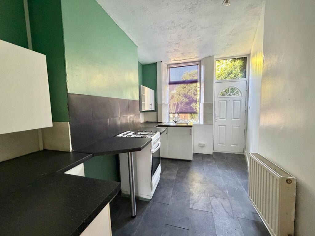 House in Bradford, Knowle Park, Keighley - View 4