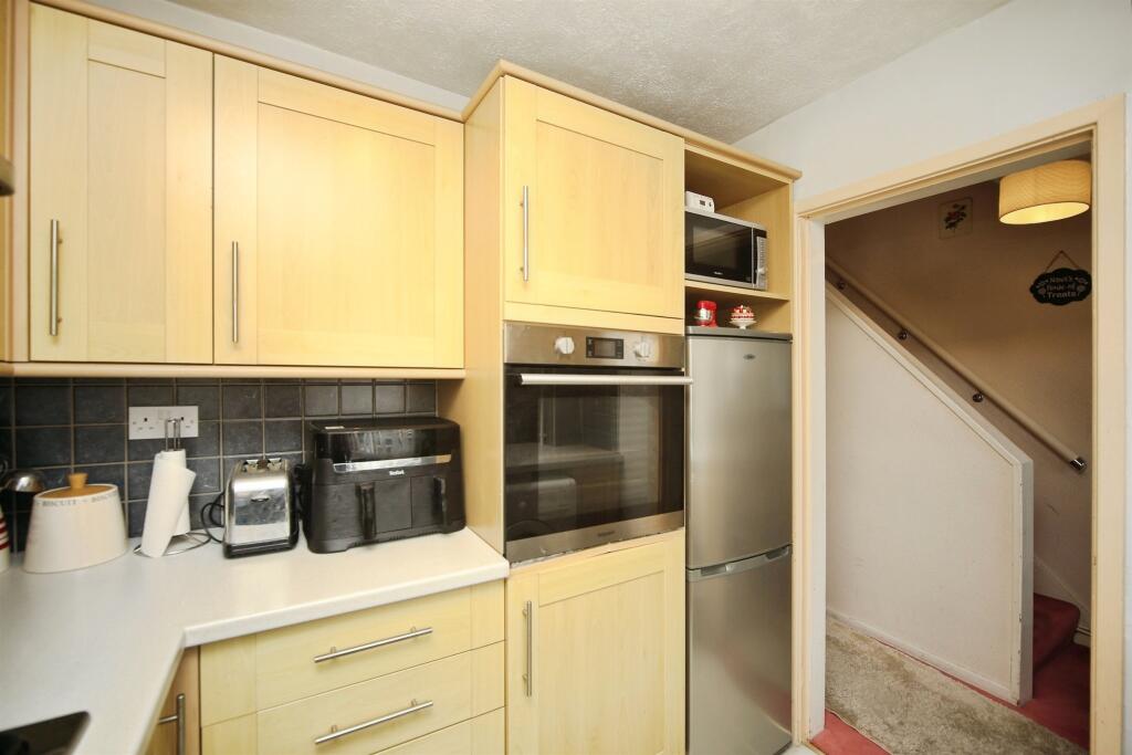 Bickenhill Park Road, Solihull photo 5