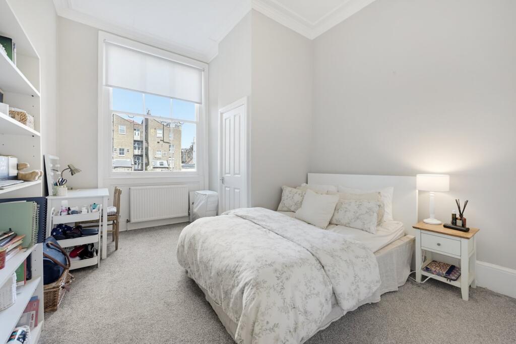 Apartment in London, Royal Borough of Kensington and Chelsea - View 3