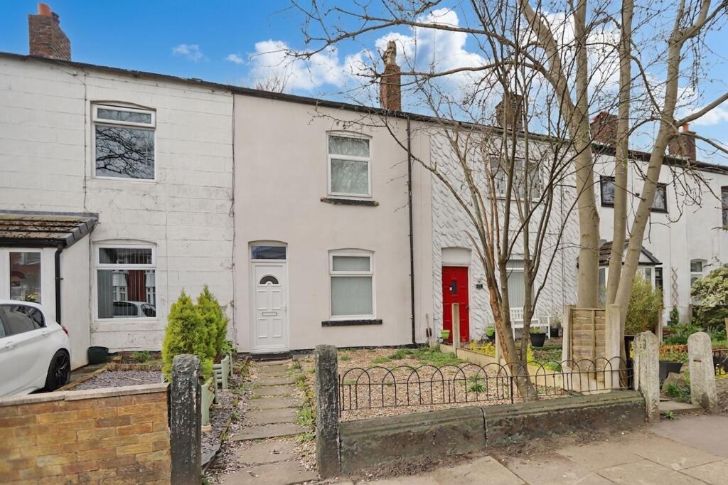 Main image of property: Moss Lane, Whitefield, M45