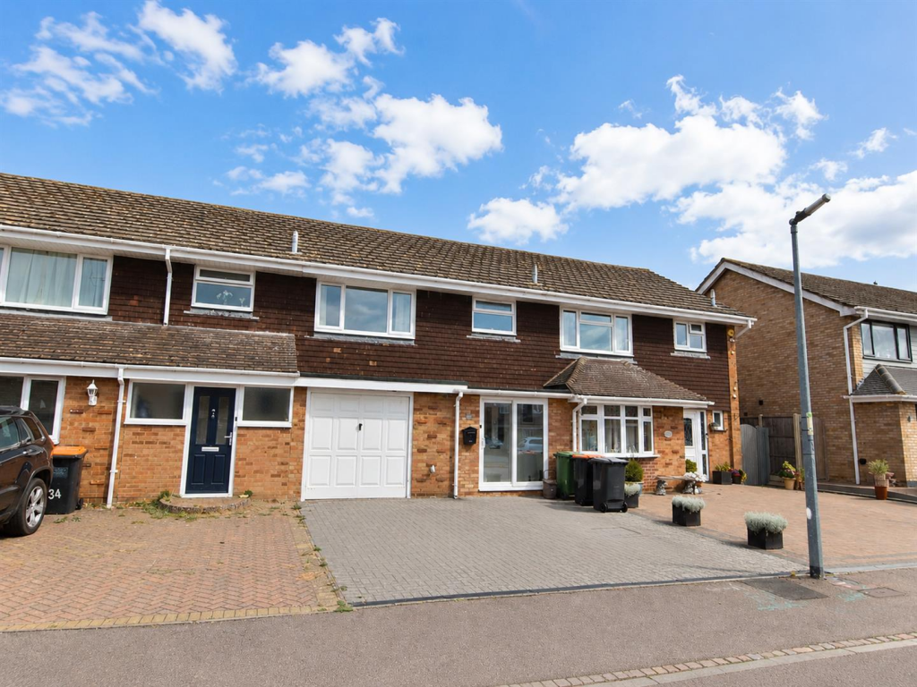Main image of property: White Horse Close, Hockliffe