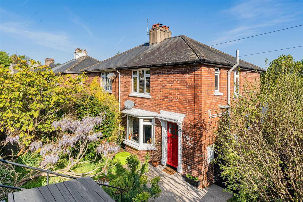 4-bed semi-detached on Smithfields, Totnes, £475,000