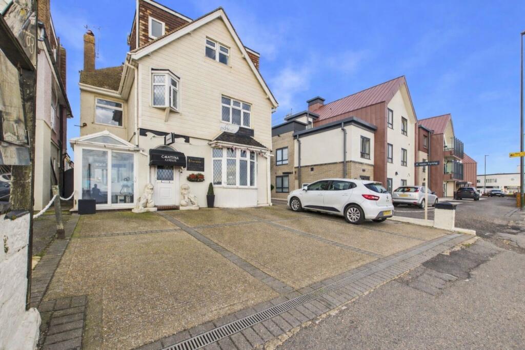 Main image of property: 83 Brighton Road, Lancing, BN15 8RB