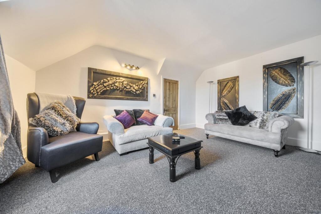 Apartment in Portsmouth - View 5