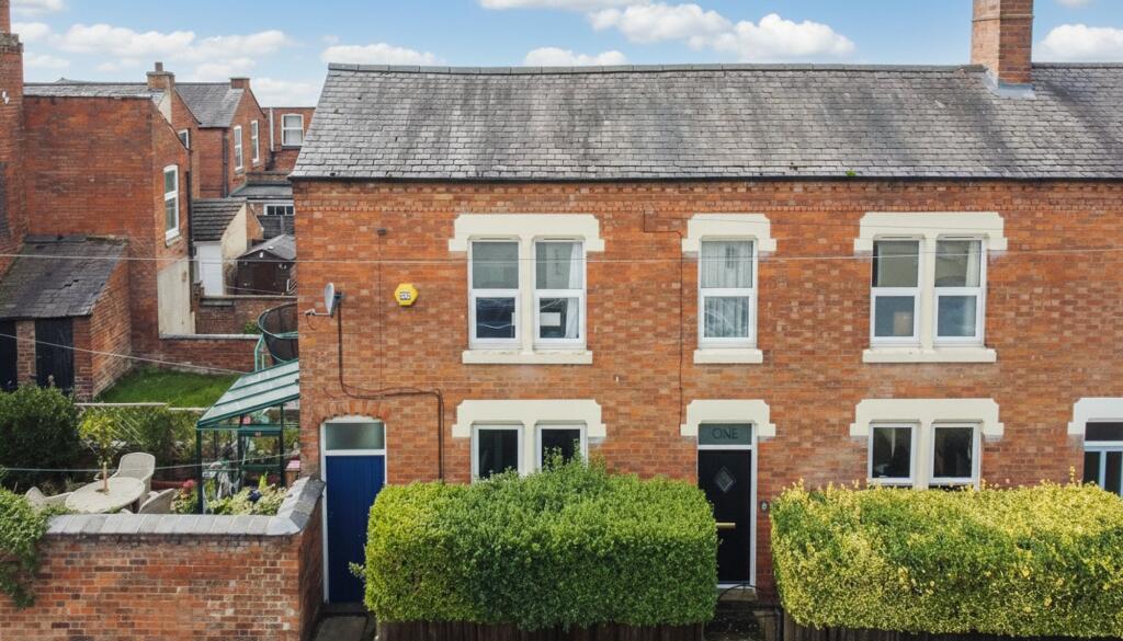 Main image of property: Leopold Road, Leicester, LE2
