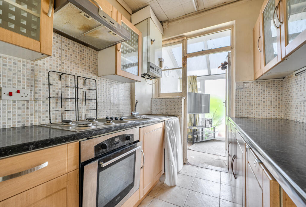 House in London, Streatham - More