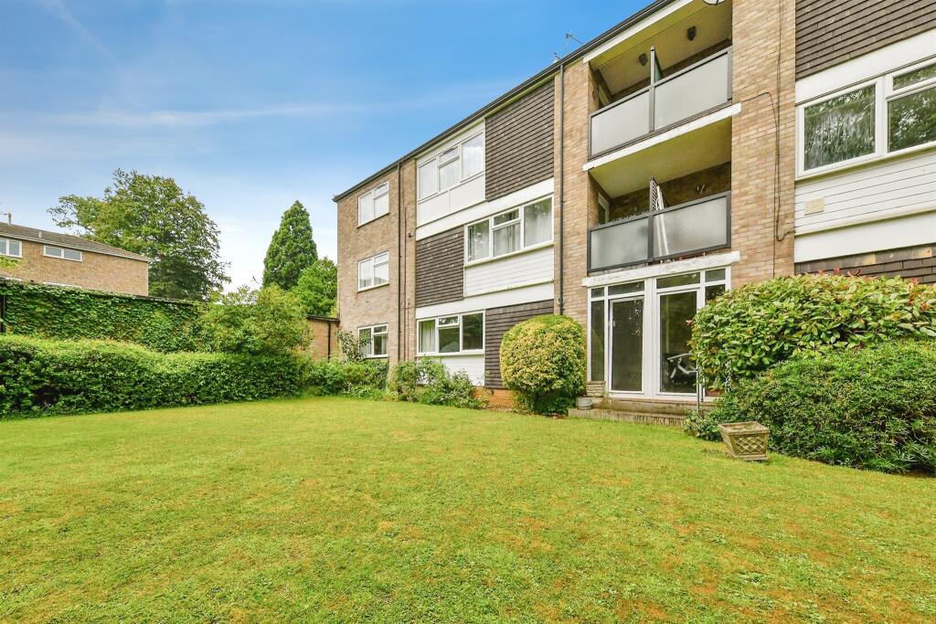 Main image of property: Tudor Court, Hitchin