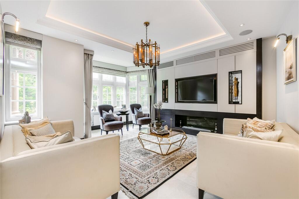 Main image of property: Parkside, 
32 Knightsbridge, SW1X