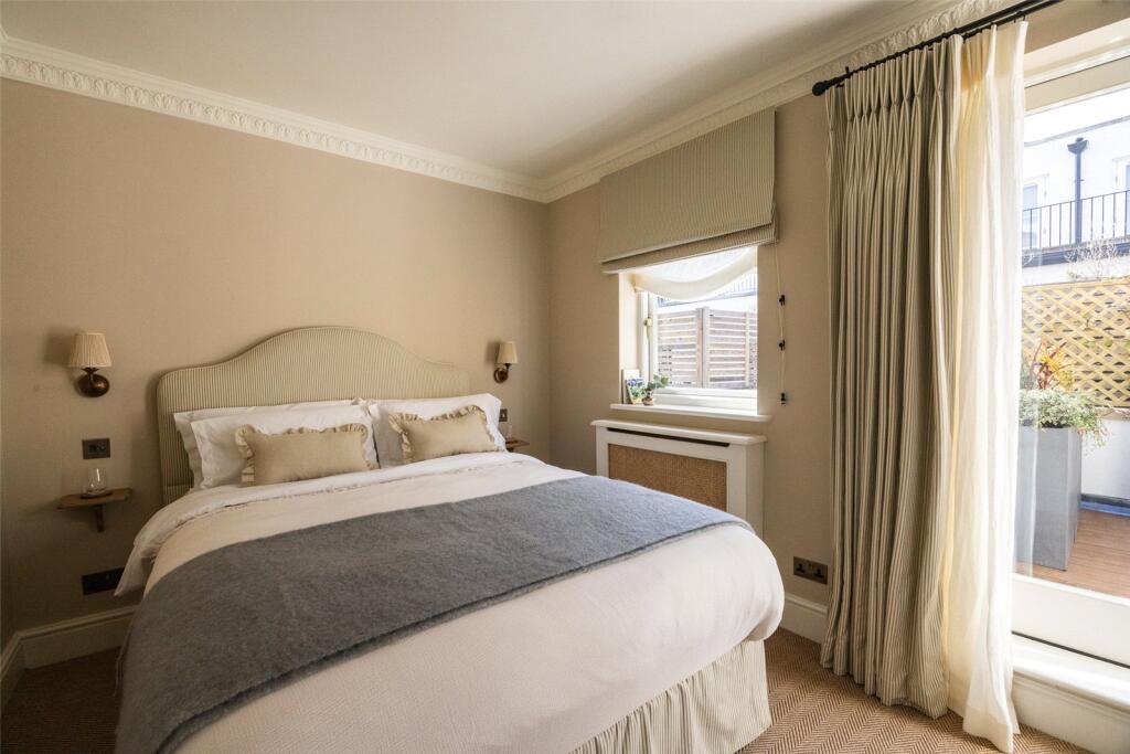 4 bedroom terraced house for rent