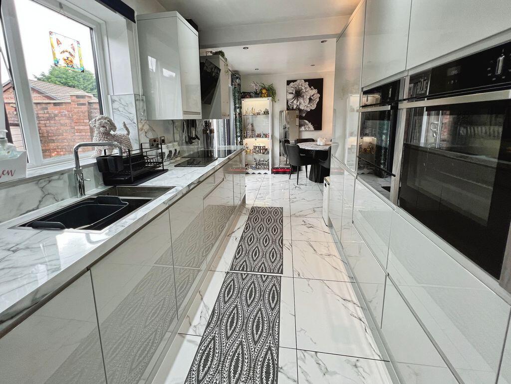 Parkway, Westhoughton photo 3