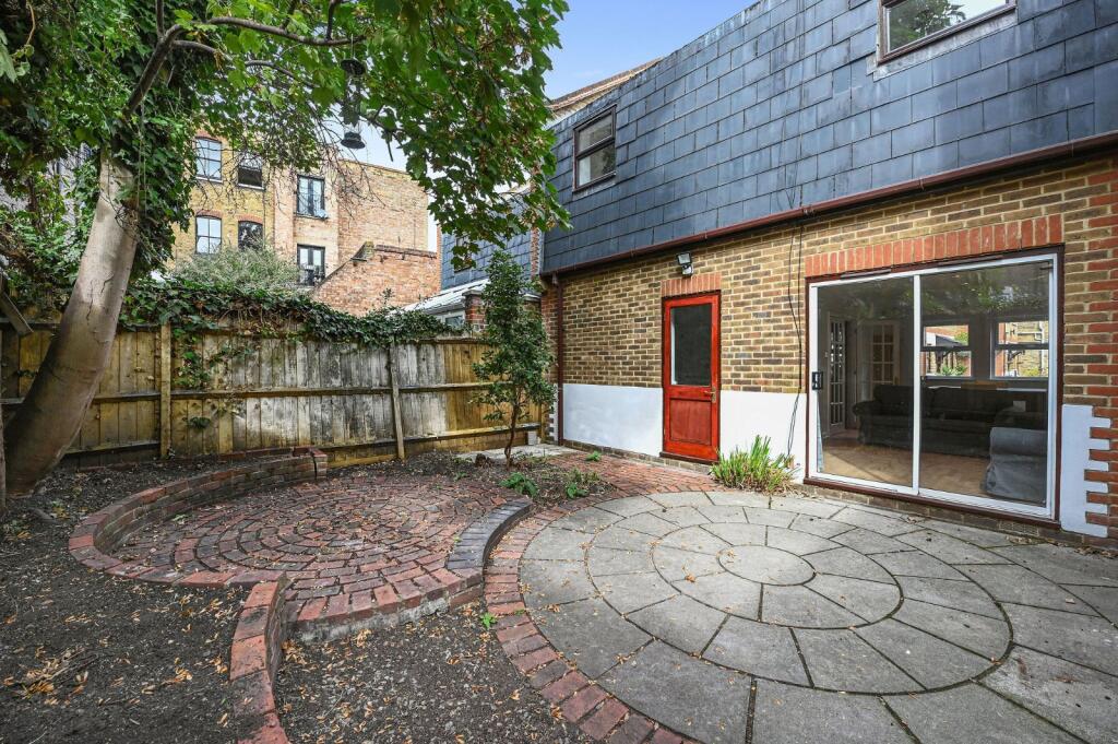Property photo 9