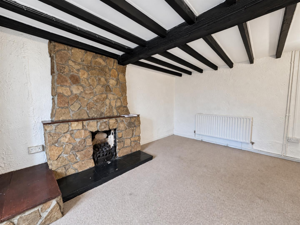 House in Northampton - More