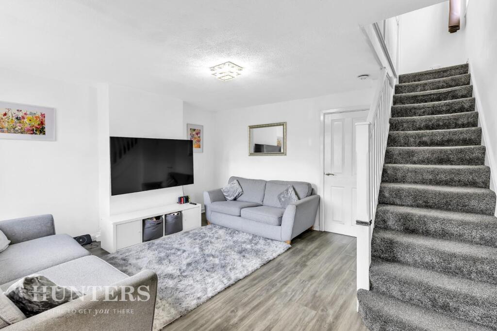 Rose Avenue, Smithy Bridge, OL15 8QJ photo 3