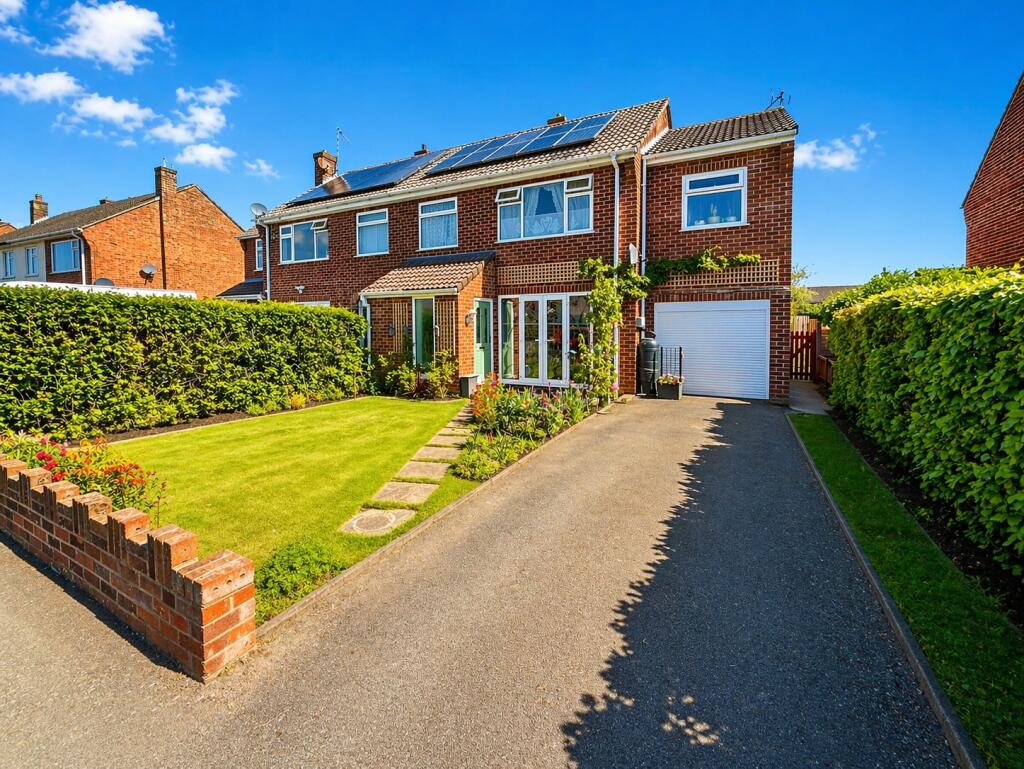 Main image of property: Cross Green, Upton, Chester, Cheshire, CH2