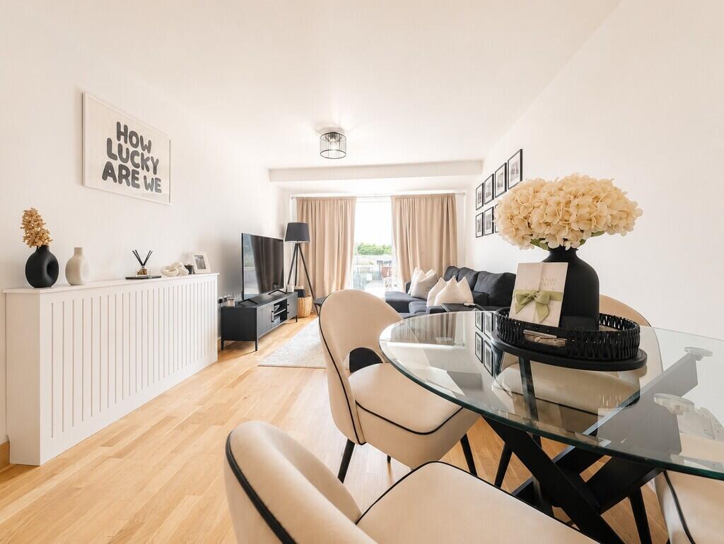 Apartment in Stevenage - View 3