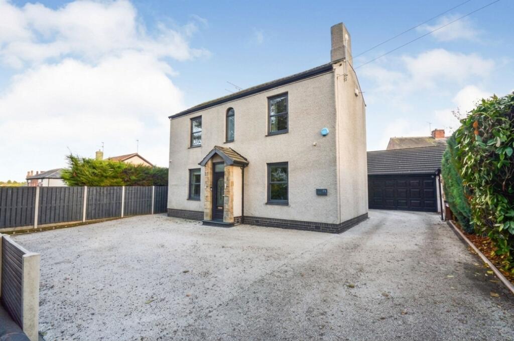 4-bed detached on Whiston Grove, Rotherham, S60, £450,000
