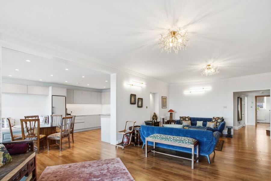 3 bedroom flat for rent