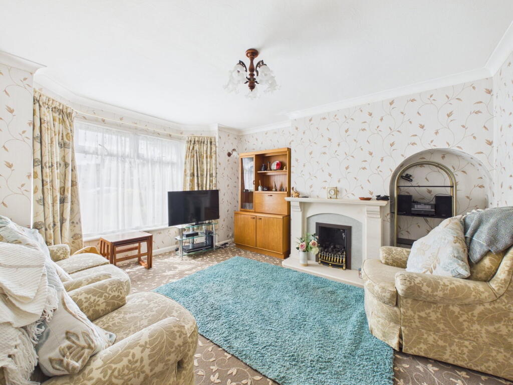 House in Worthing, West Sussex - View 3