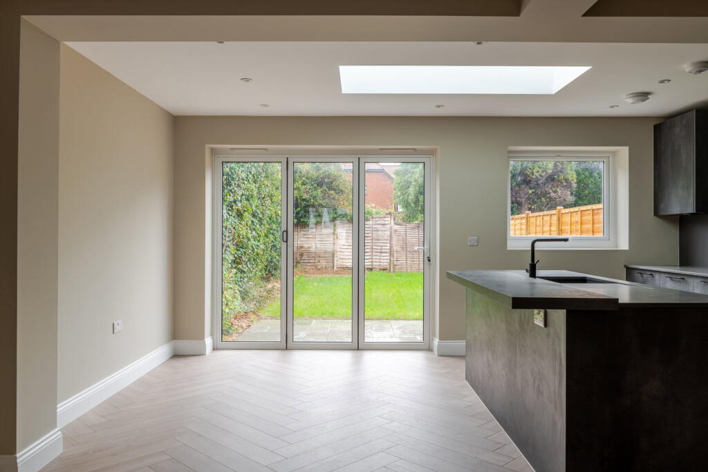 House in Tonbridge - More