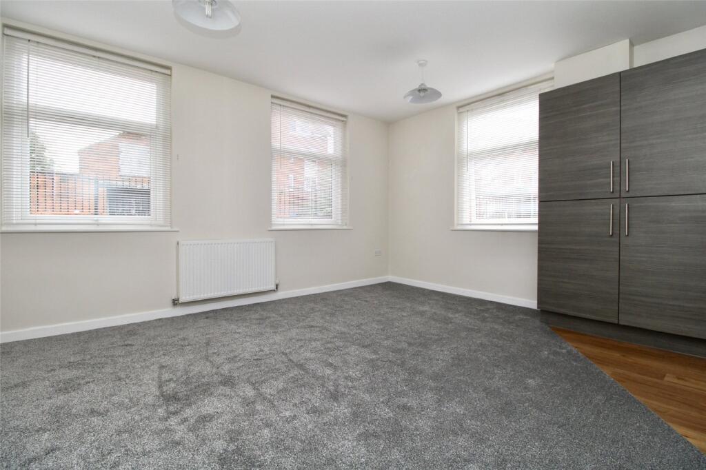 Apartment in Ipswich, Suffolk - View 4