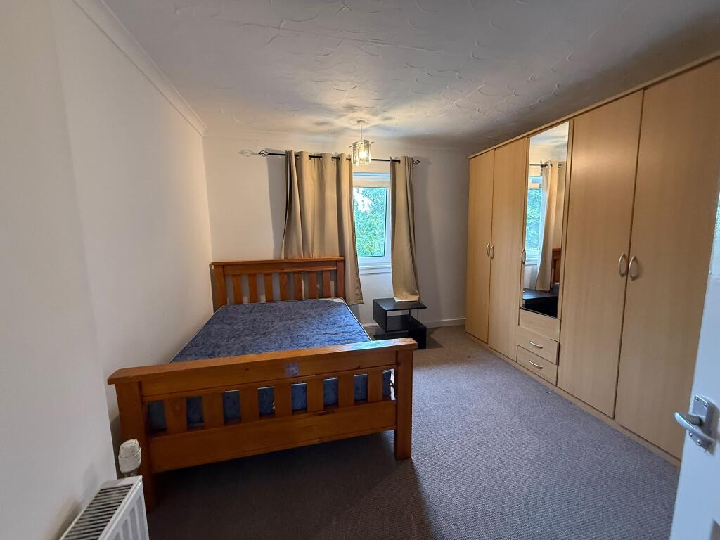 Carmunnock Road, Glasgow, Glasgow City photo 4